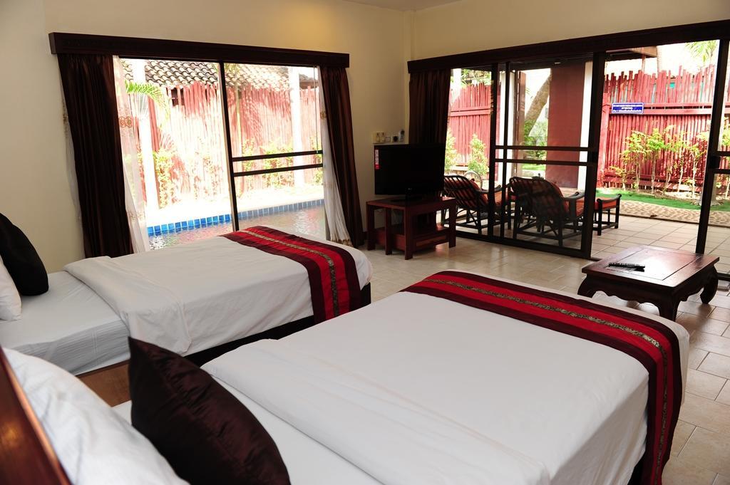Napalai Pool Villa Resort Паттая Екстер'єр фото