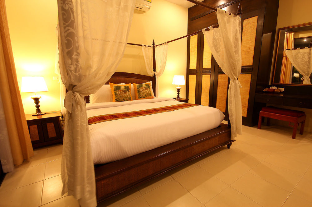 Napalai Pool Villa Resort Паттая Екстер'єр фото