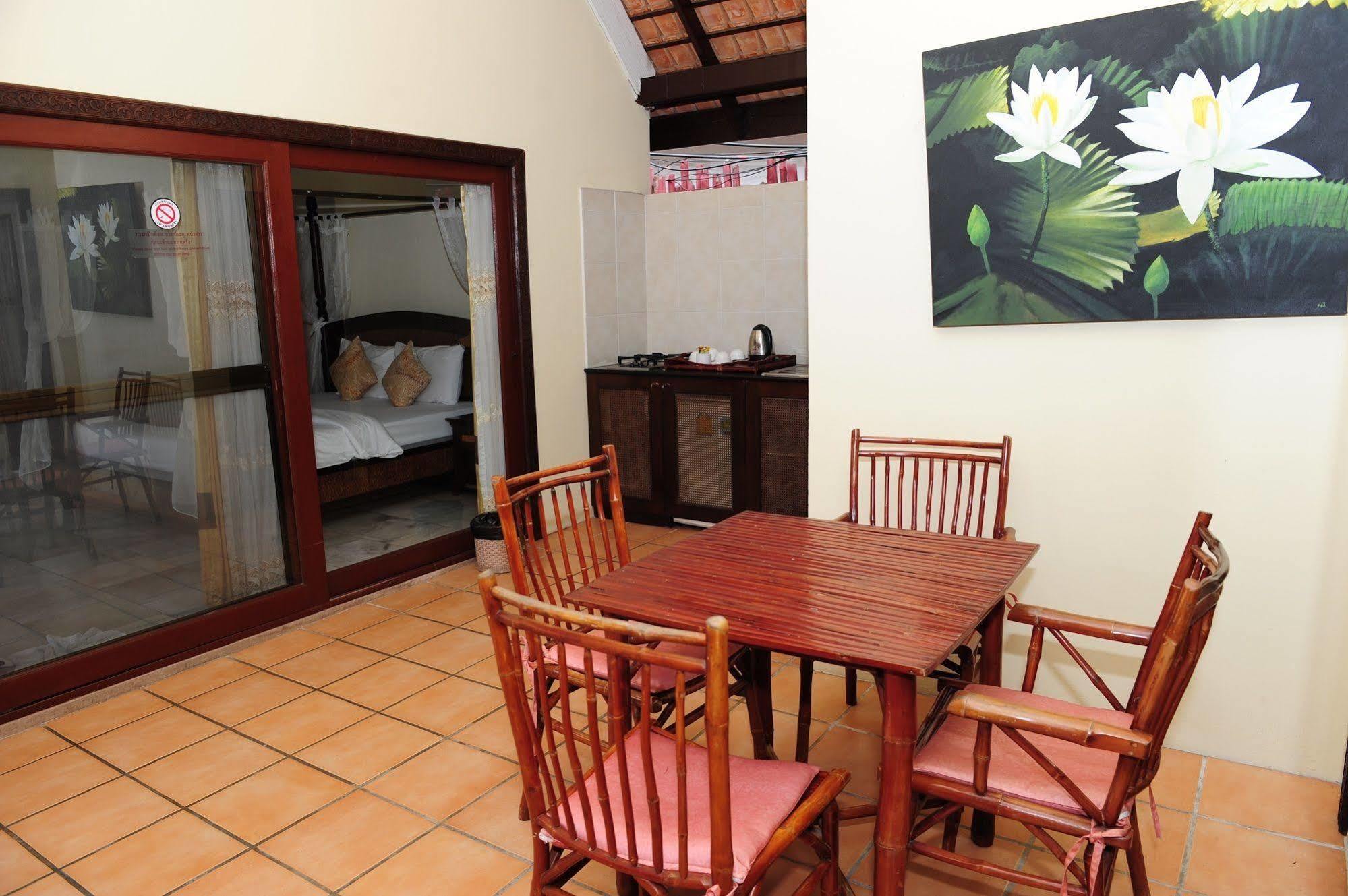 Napalai Pool Villa Resort Паттая Екстер'єр фото