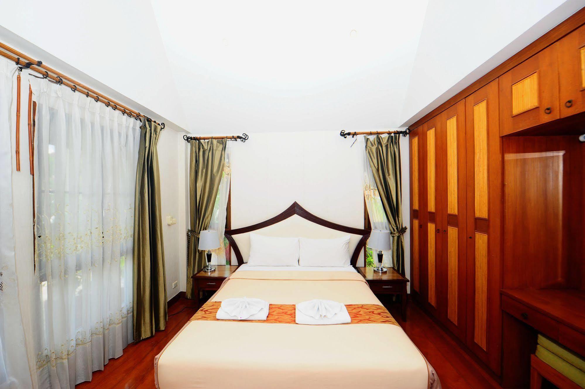 Napalai Pool Villa Resort Паттая Екстер'єр фото