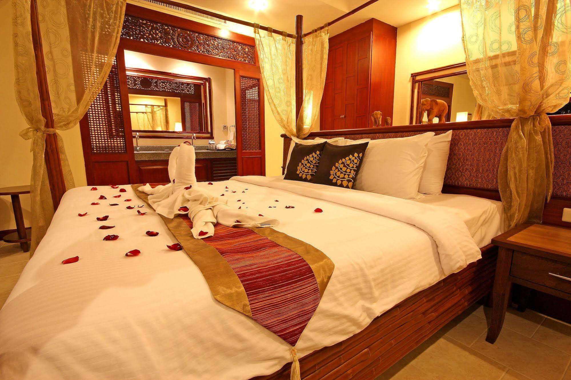 Napalai Pool Villa Resort Паттая Екстер'єр фото